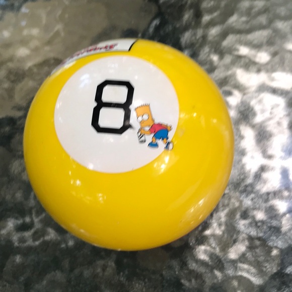 The Simpson 8 Ball - Picture 1 of 7